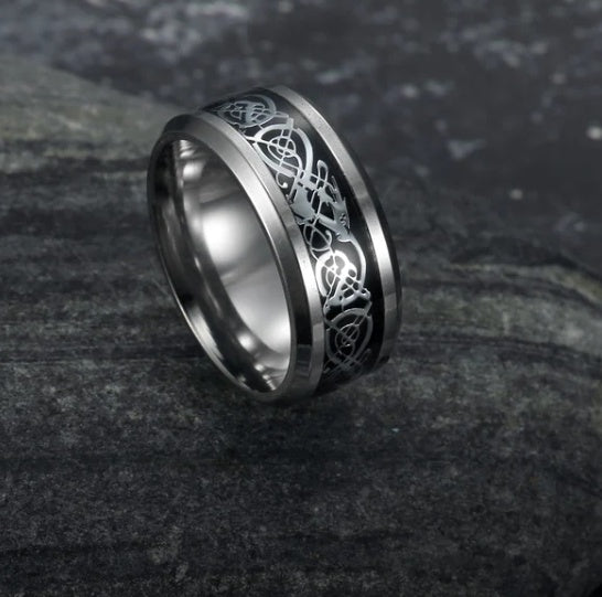 LANZA RINGS
Asgard Crafted Basilisk Scale Wedding Ring